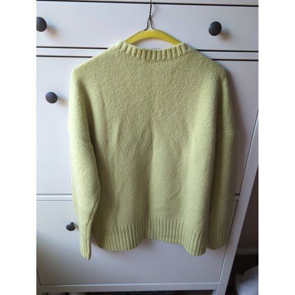 Women sweaters - Picture 2 of 2